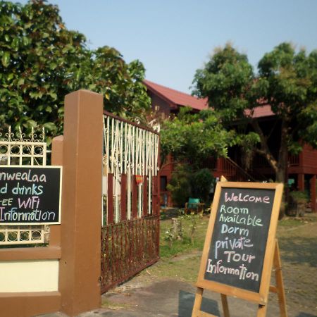 Baanwealaa Guesthouse (Adults Only) Chiang Mai Buitenkant foto