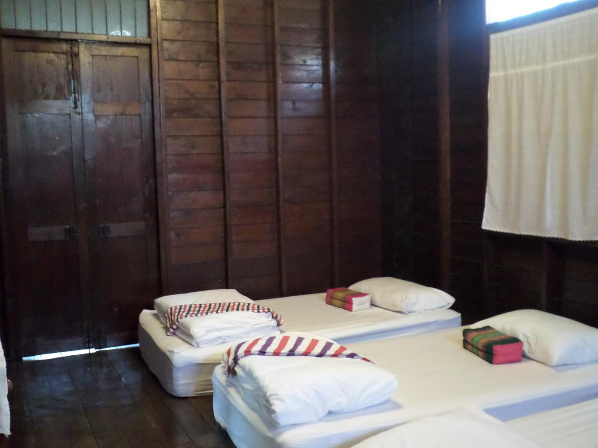 Baanwealaa Guesthouse (Adults Only) Chiang Mai Buitenkant foto